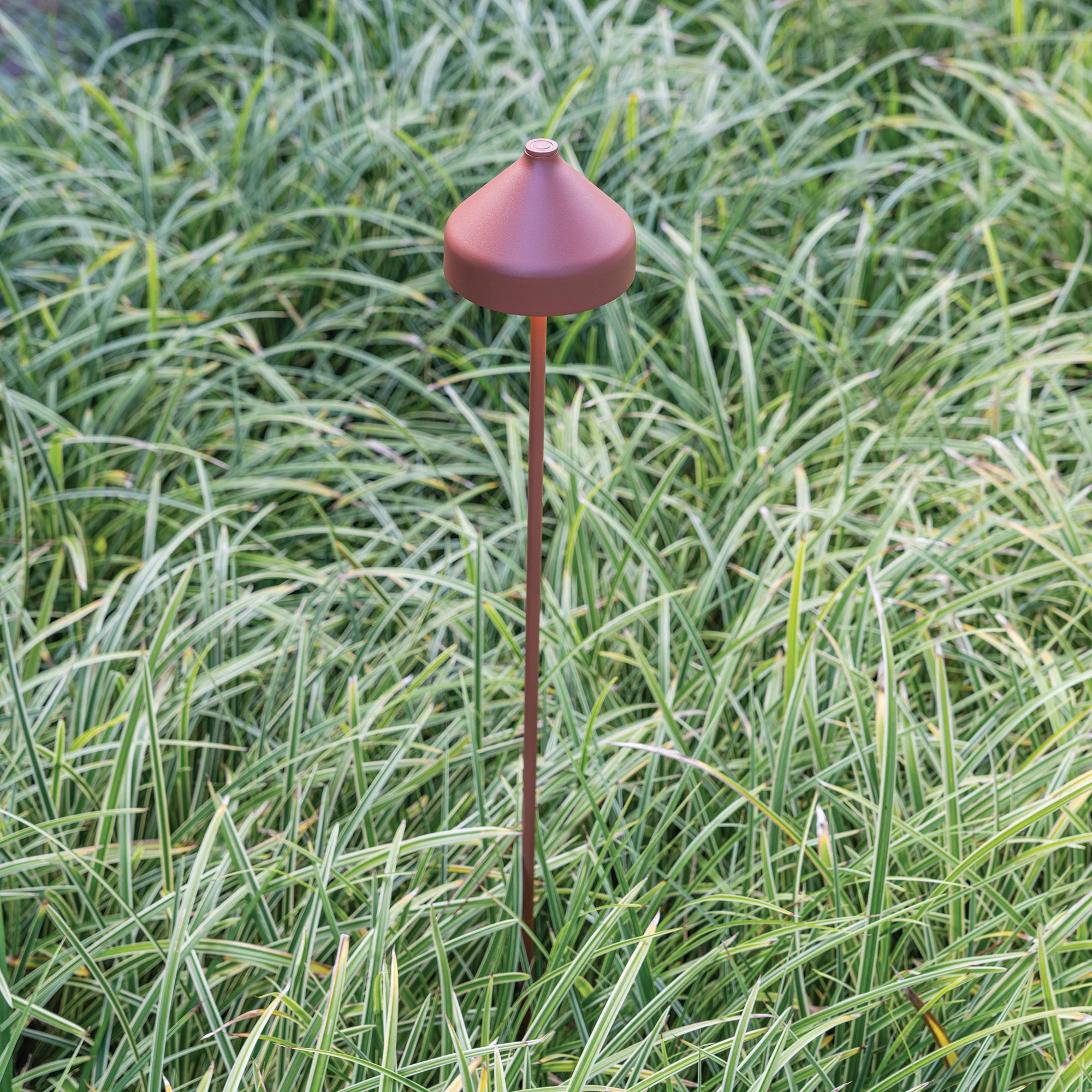Amelie Pro Garden Lamp - Image 5