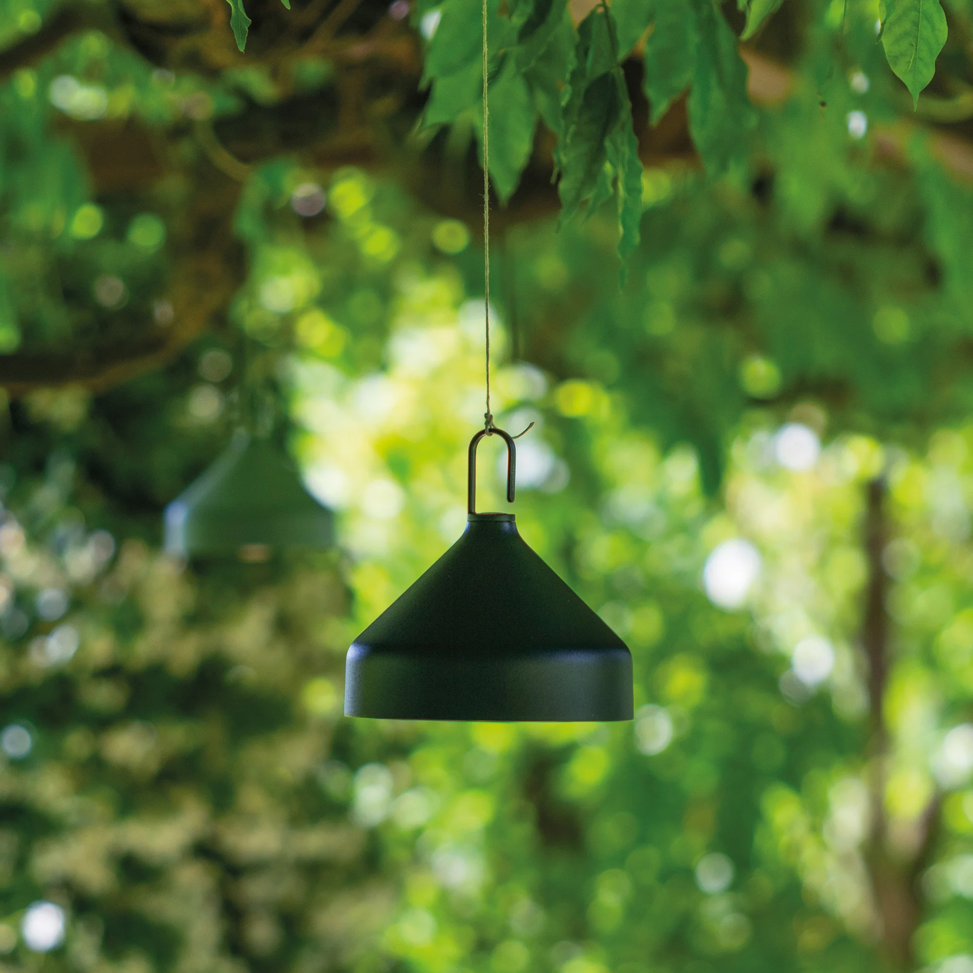 Amelie Pro Hanging Lamp - Image 3