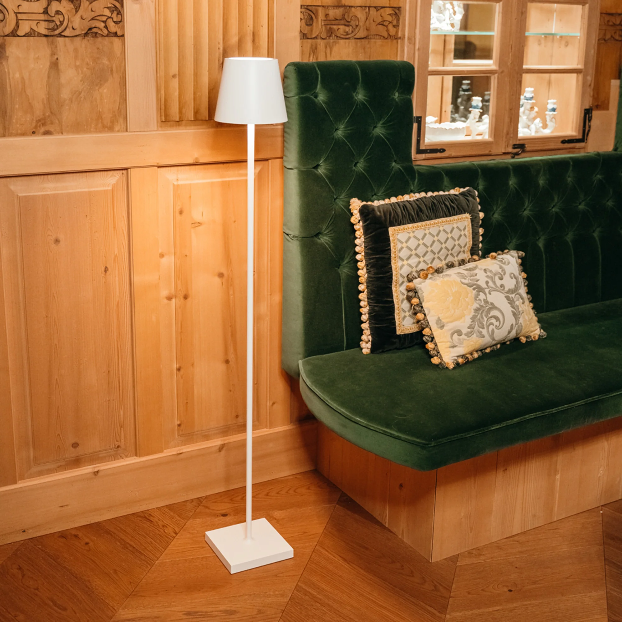 Poldina Pro L Floor Lamp - Image 3