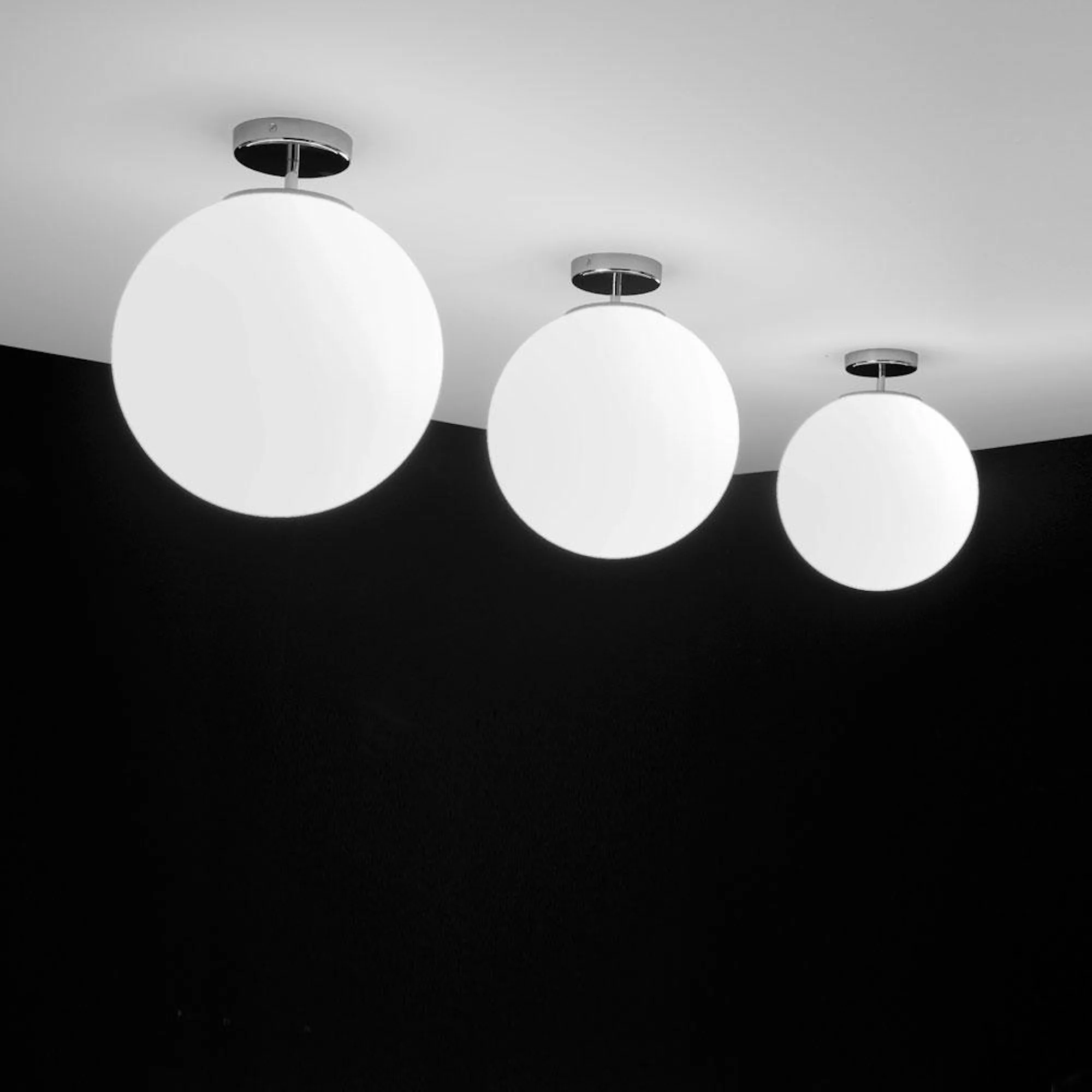Sferis Classic Ceiling Light - Image 9