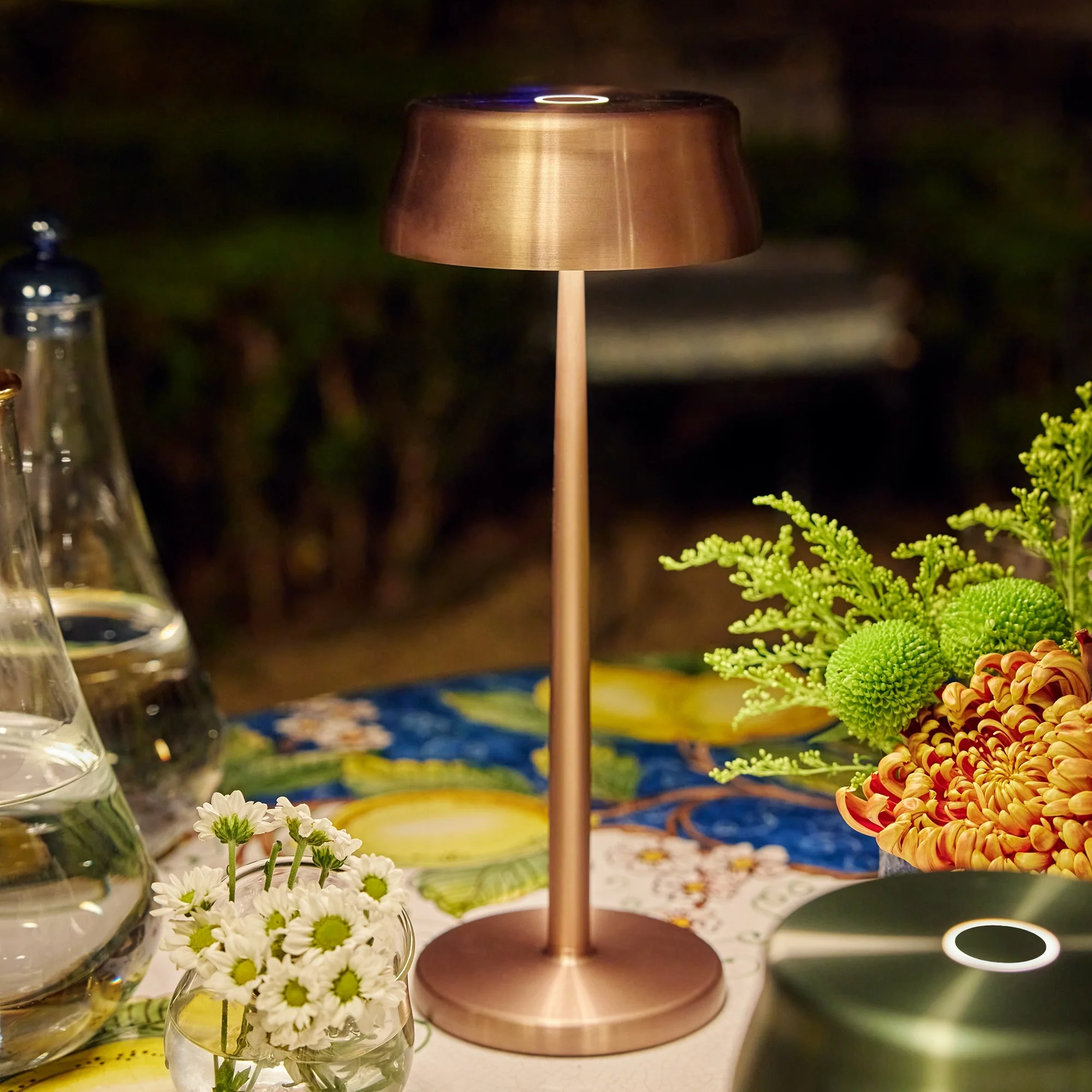 Sister Light Wi-Fi Table Lamp - Image 12